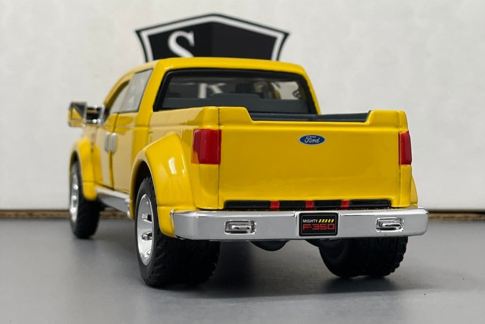 Ford Mighty F350 Super Duty - Maisto 1:31 Diecast – Strada