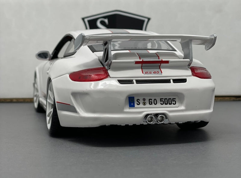 Porsche 911 GT3 RS 4.0 (997) - Maisto 1:18 Diecast