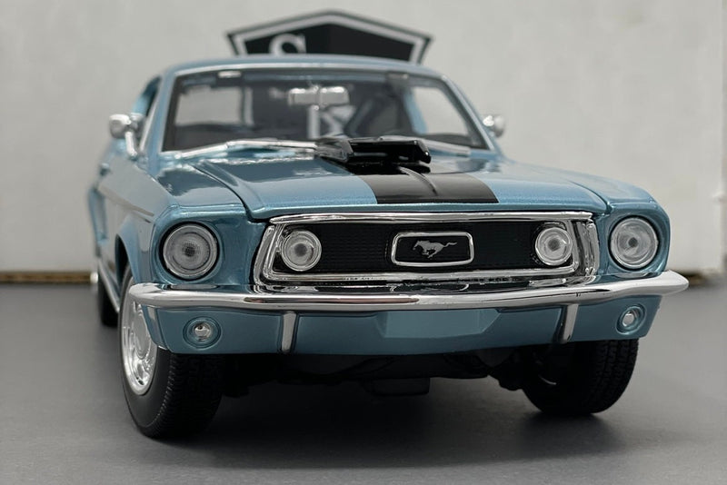 Ford Mustang GT - Maisto 1:18 Diecast