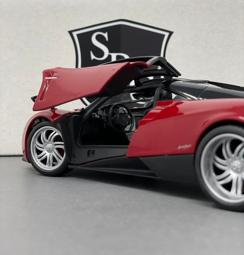 Pagani Huayra - Welly 1:24 Diecast