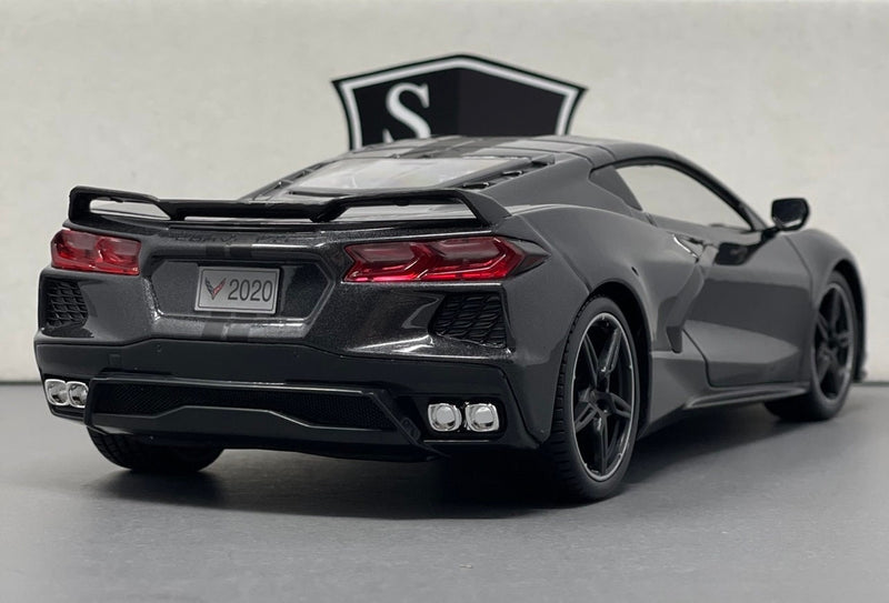 Chevrolet Corvette C8 Stingray Coupe - Maisto 1:18 Diecast