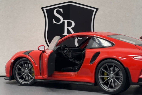 Porsche 911 GT3 RS (991) - Welly 1:24 Diecast