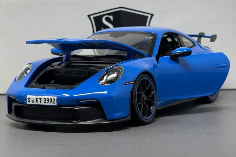 Porsche 911 GT3 (992) - Maisto 1:18 Diecast