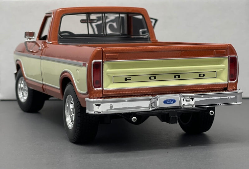 Ford F150 - Maisto 1:18 Diecast