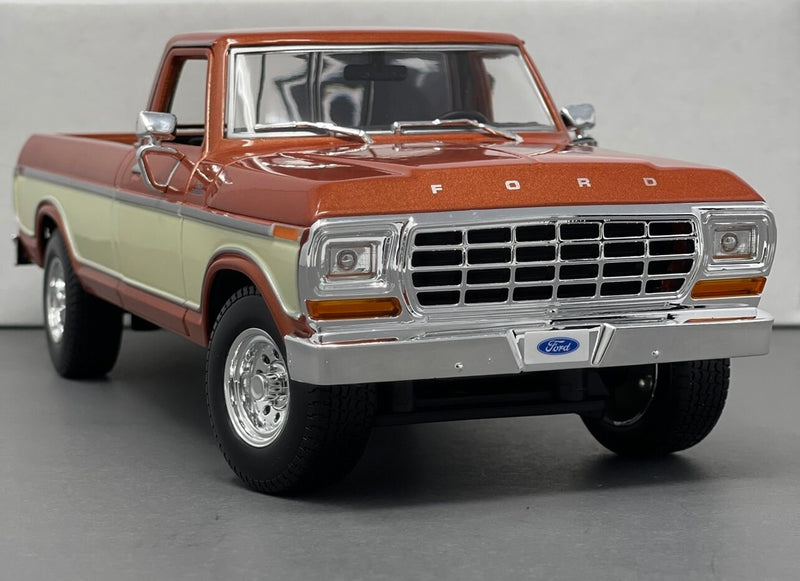 Ford F150 - Maisto 1:18 Diecast
