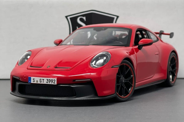 Porsche 911 GT3 (992) - Maisto 1:18 Diecast