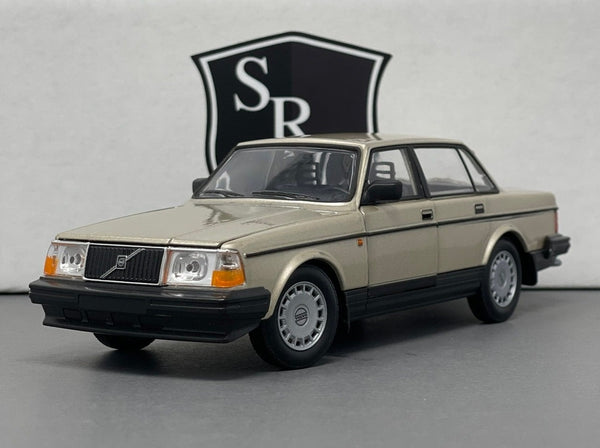 Volvo 240 GL - Welly 1:24 Diecast