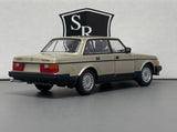 Volvo 240 GL - Welly 1:24 Diecast
